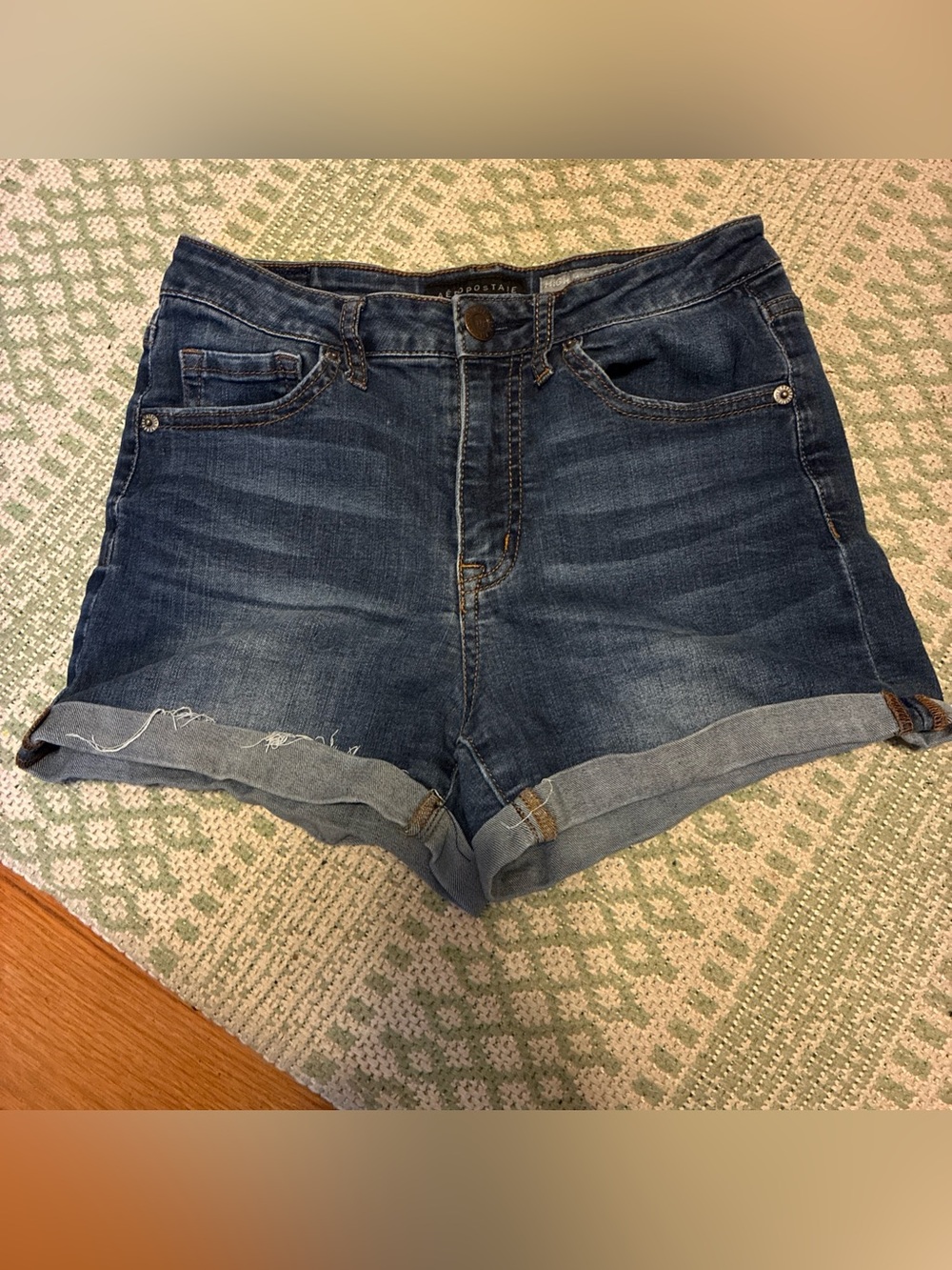 Aeropostale high waisted midi  jean shorts size 4